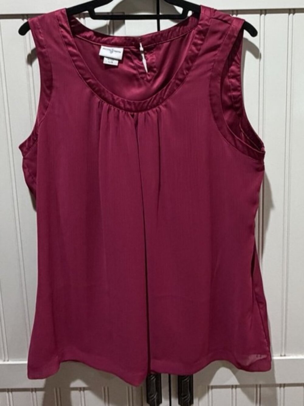 Jaclyn Smith Sleeveless Fuchsia Blouse Women's Size Large Career Casual Top
